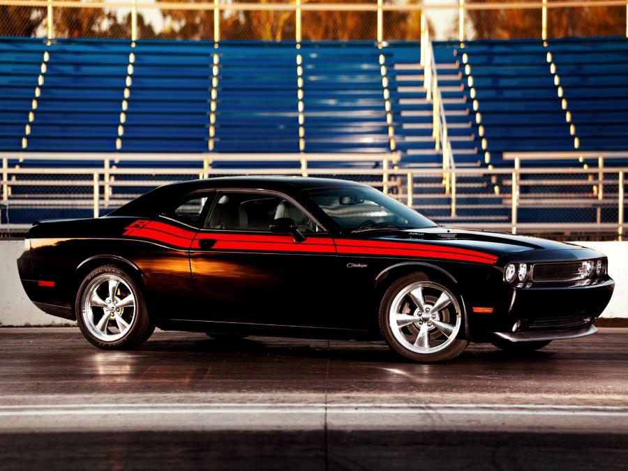  Dodge Challenger R/T 2010 года  (фото 18 из 18)